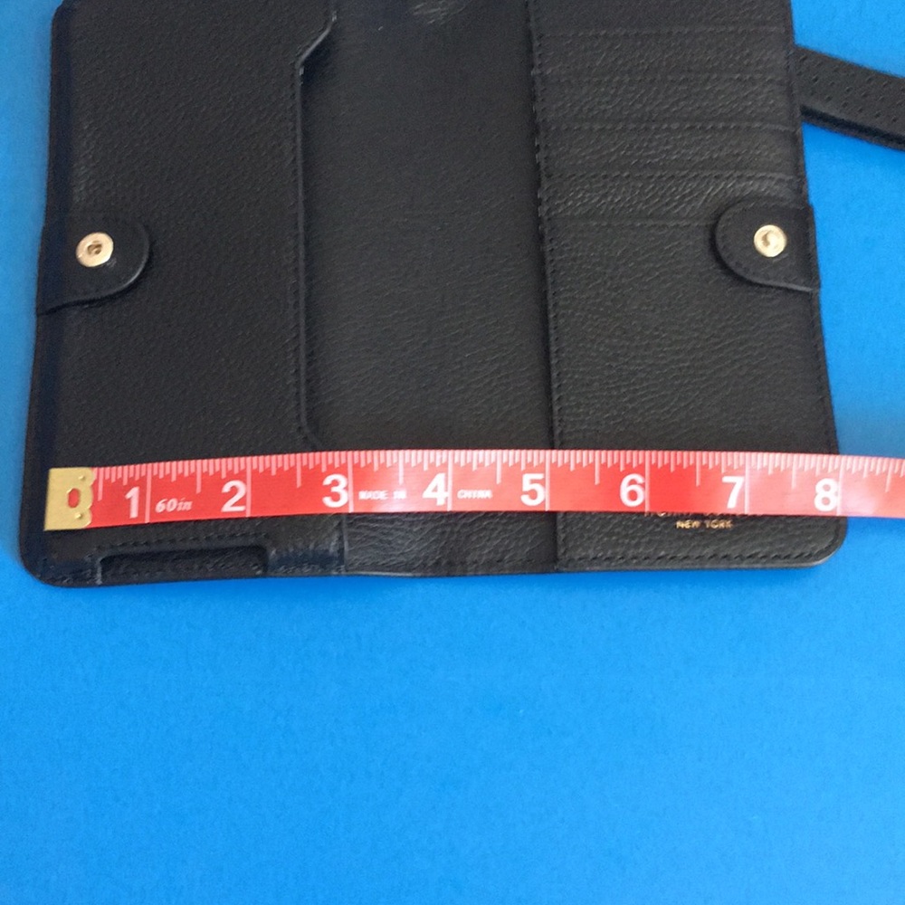 Henri Bendel Phone wallet. NWOT - Picture 4 of 8